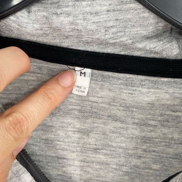 Casual Gray Zip-Up Hoodie size M - Picture 2 of 3
